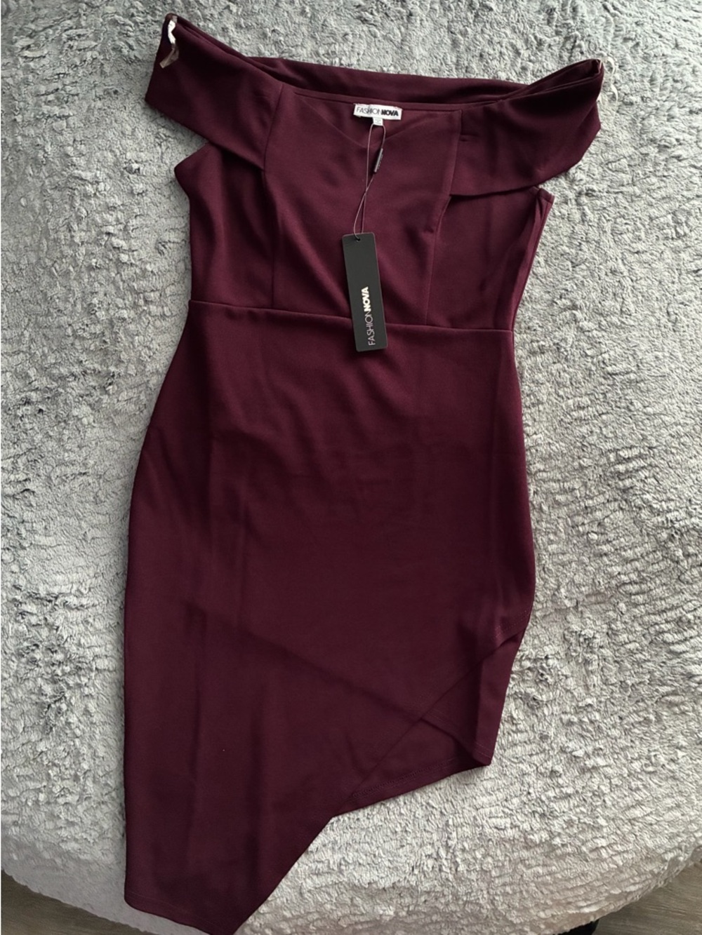 Fashion Nova One-Shoulder Burgundy Bodycon Dress
